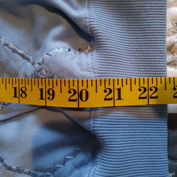 ALFRED DUNNER Embellished Sweatshirt - Picture 8 of 9